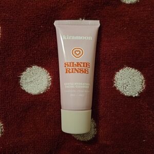 ⚪️🔴5/10$ Silkie Rinse Gentle Hydrating Facial Cleanser